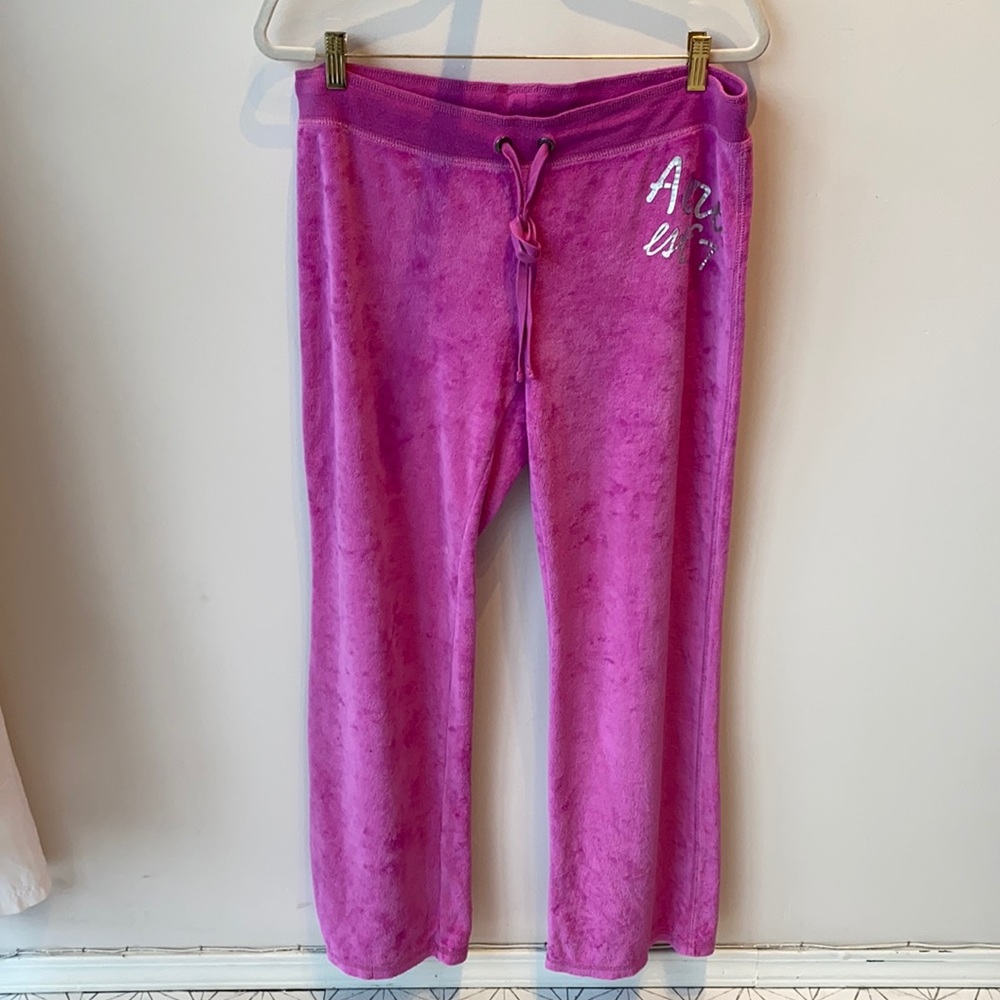 *SOLD ON VINTED* Aeropostale Velour Track Pants - Picture 1 of 5